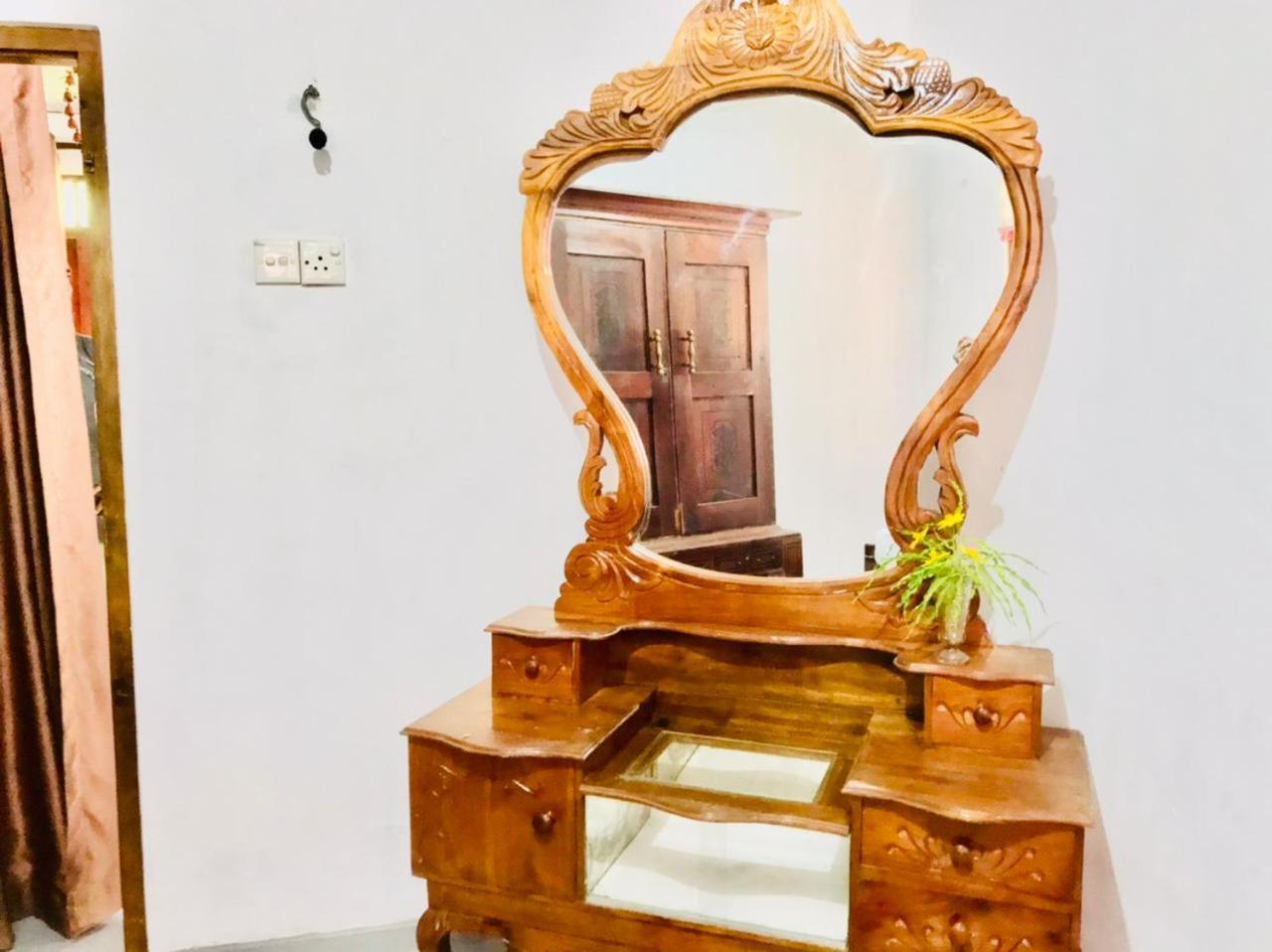 Lucky Mongrooves Apartment Midigama East Ngoại thất bức ảnh