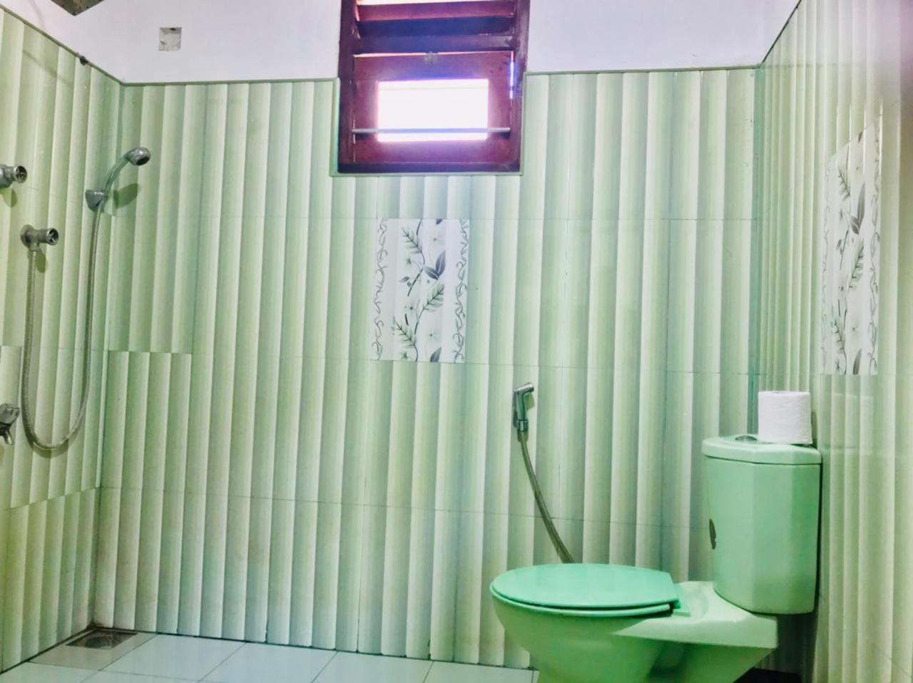 Lucky Mongrooves Apartment Midigama East Ngoại thất bức ảnh